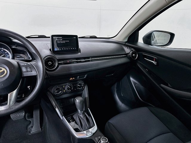 Used 2017 Toyota Yaris iA FWD image 22