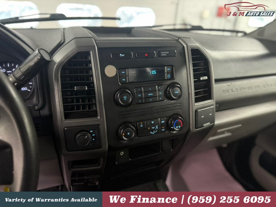 Used 2019 Ford F250 XL w/ XL Decor Group AWD/4WD image 21