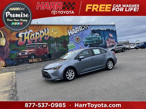 Used 2023 Toyota Corolla LE image 1