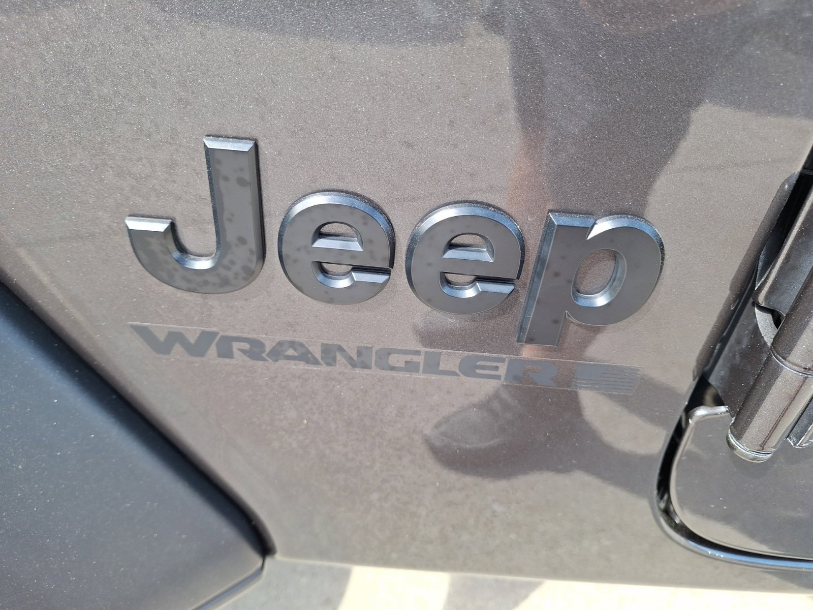 Used 2025 Jeep Wrangler Sport AWD/4WD image 13