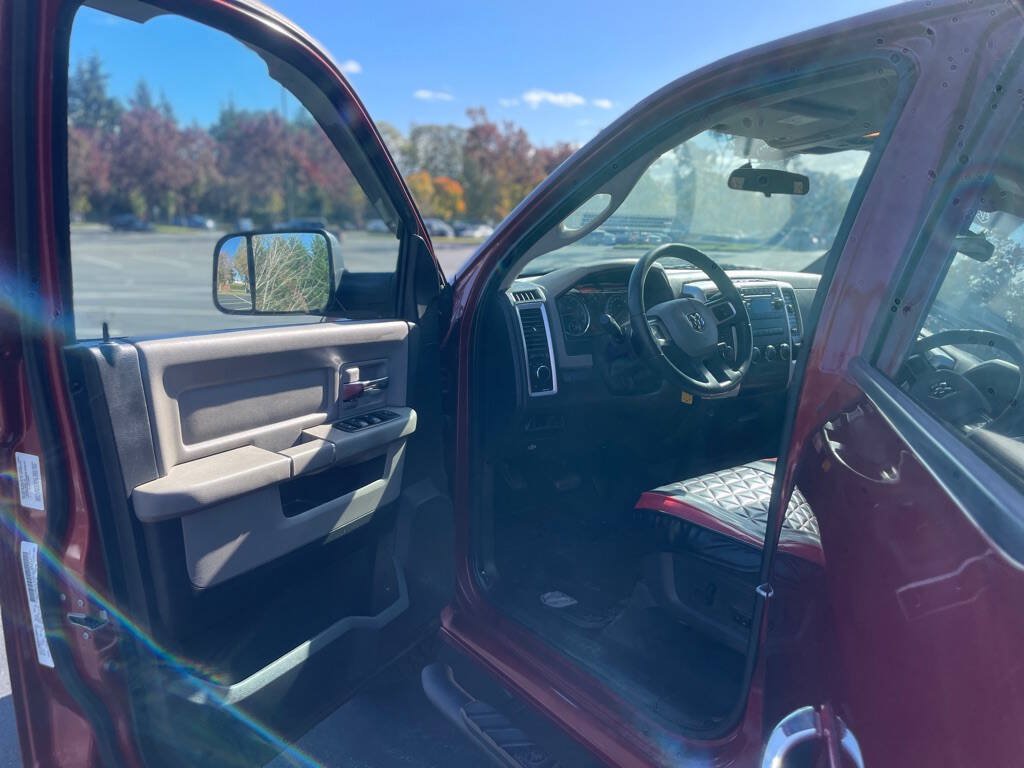 Used 2011 RAM 1500 Classic SLT AWD/4WD image 13