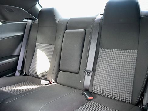 Used 2022 Dodge Challenger GT image 9