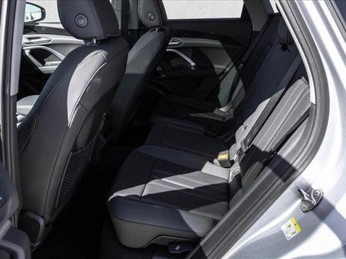 New 2025 Audi Q5 Premium image 21