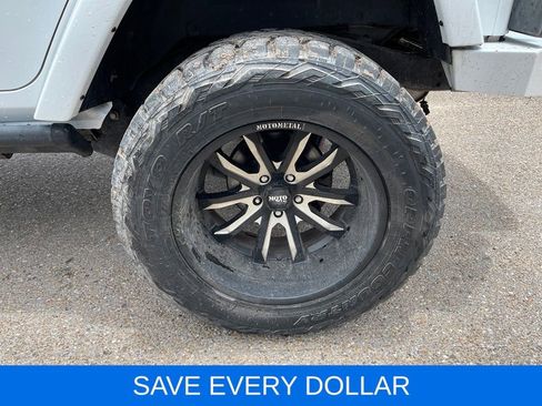 Used 2016 Jeep Wrangler Unlimited Rubicon w/ Connectivity Group AWD/4WD image 20
