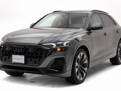 Certified 2025 Audi Q8 Prestige w/ Prestige Package image 3