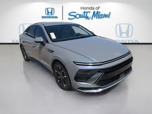 Used 2024 Hyundai Sonata SEL FWD image 1