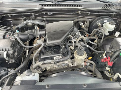 Used 2012 Toyota Tacoma PreRunner w/ SR5 Pkg RWD image 26