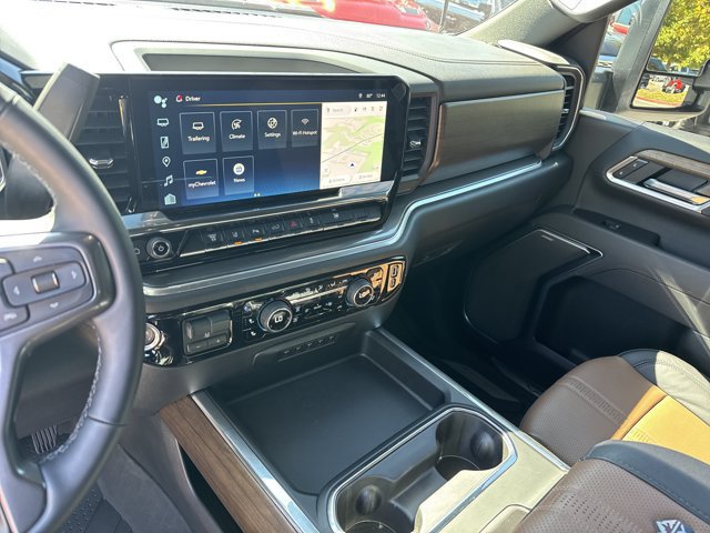 Used 2026 Chevrolet Silverado 3500 High Country w/ High Country Premium Package AWD/4WD image 28