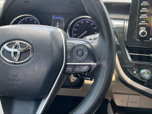 Used 2022 Toyota Camry LE FWD image 19