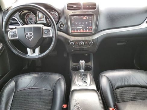 Used 2015 Dodge Journey Crossroad w/ Flexible Seating Group image 25