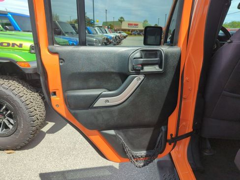 Used 2013 Jeep Wrangler Unlimited Sahara w/ Dual Top Group image 25