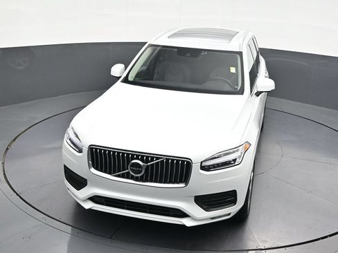 Used 2022 Volvo XC90 T5 Momentum FWD image 22