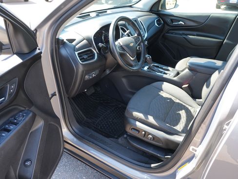 Used 2019 Chevrolet Equinox LT AWD/4WD image 13
