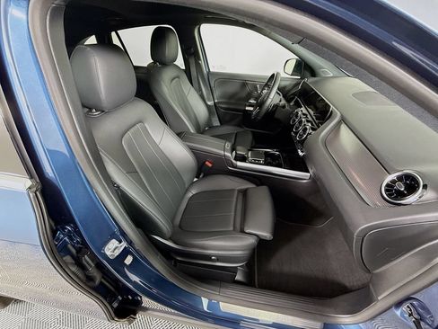 Used 2023 Mercedes-Benz GLA 250 4MATIC image 30