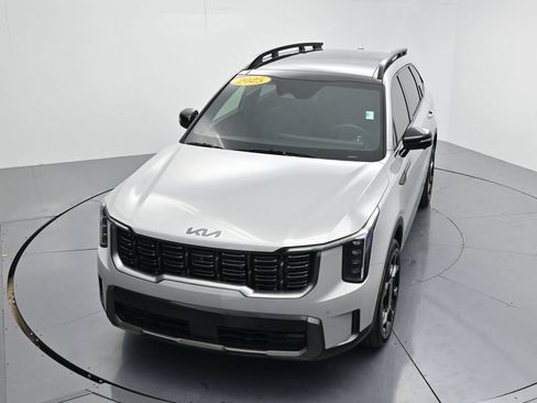 Certified 2025 Kia Sorento SX Prestige AWD/4WD image 51