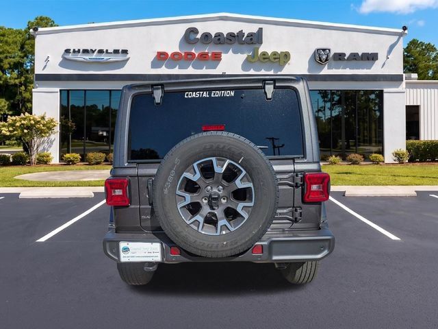 New 2025 Jeep Wrangler Unlimited Sahara AWD/4WD image 6