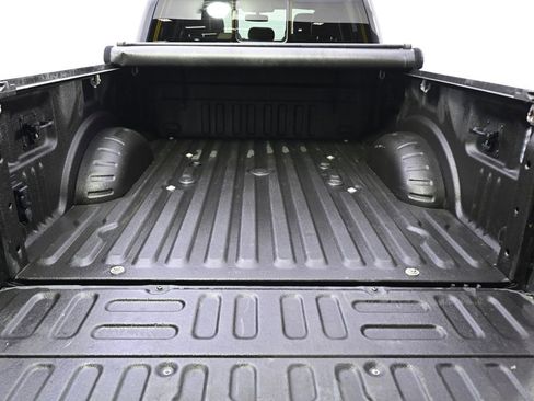 Used 2022 Ford F250 Lariat w/ Lariat Ultimate Package AWD/4WD image 19