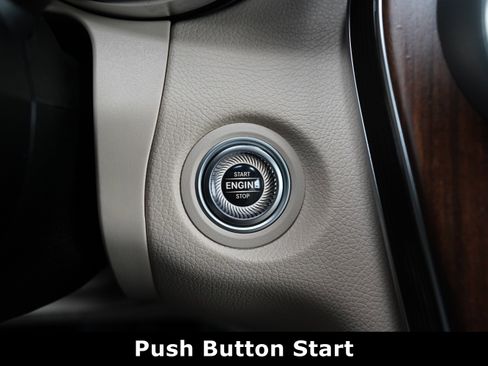 Used 2022 Mercedes-Benz GLC 300 GLC 300 image 8