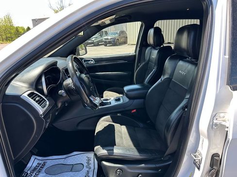 Used 2021 Jeep Grand Cherokee SRT AWD/4WD image 25