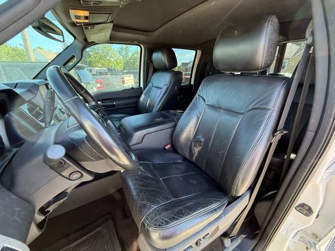Used 2015 Ford F250 Lariat w/ Lariat Ultimate Package AWD/4WD image 10