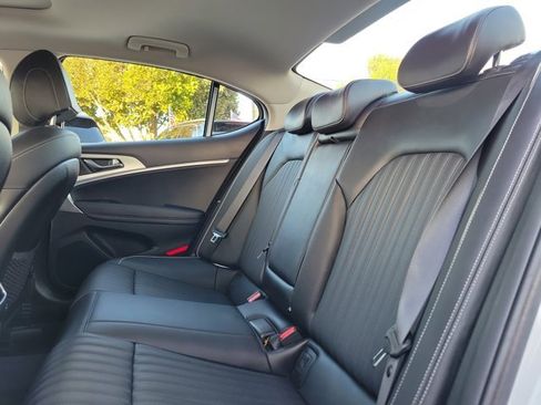 Used 2026 Genesis G70 2.5T Prestige image 10
