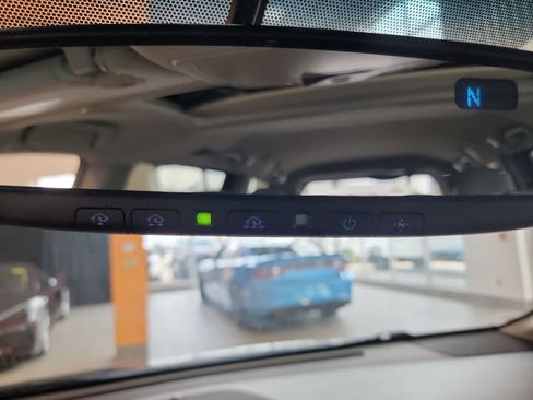 Used 2016 Toyota Sienna XLE FWD image 27
