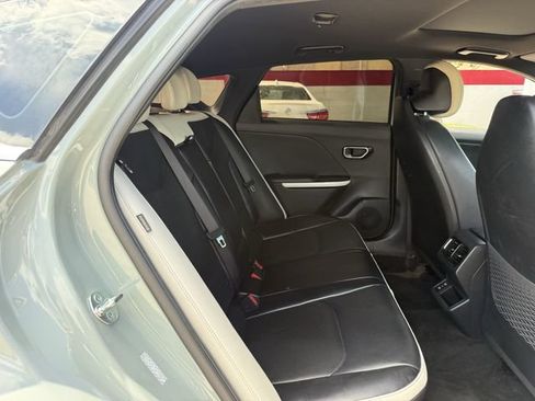 Used 2025 Kia K4 GT-Line Turbo FWD image 33