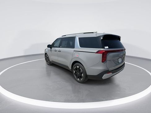 New 2026 Kia Carnival EX FWD image 6