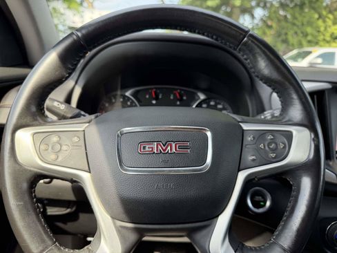 Used 2020 GMC Terrain SLE w/ Driver Convenience Package AWD/4WD image 29