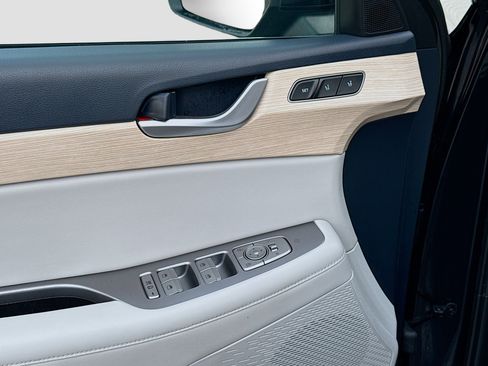 Used 2023 Hyundai Palisade Limited image 16