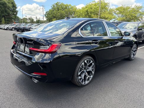 Used 2026 BMW 330i xDrive Sedan w/ Premium Package AWD/4WD image 7