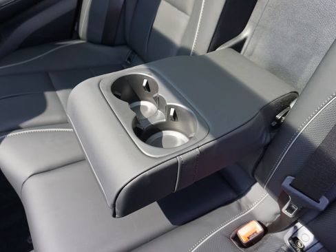 Certified 2025 Mercedes-Benz GLE 580 4MATIC image 28