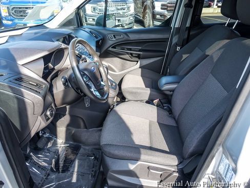 Certified 2017 Ford Transit Connect XL FWD image 9