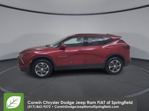 Used 2025 Chevrolet Blazer LT w/ Convenience Package AWD/4WD image 8