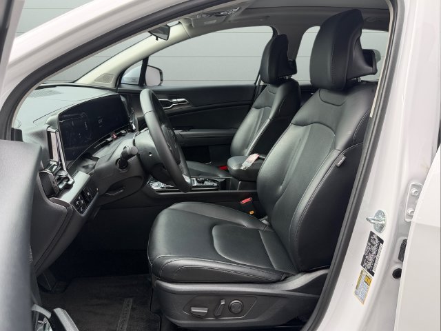 Used 2024 Kia Sportage SX FWD image 12