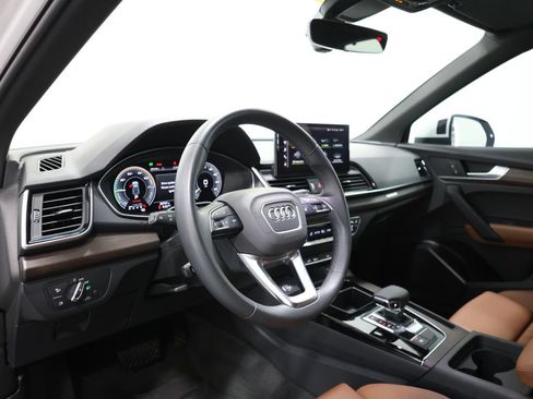 Certified 2024 Audi Q5 e Premium w/ Convenience Package AWD/4WD image 15