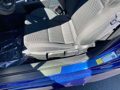 Certified 2024 Toyota GR86 image 3