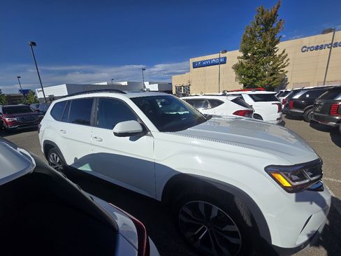 Used 2022 Volkswagen Atlas SE AWD/4WD image 18