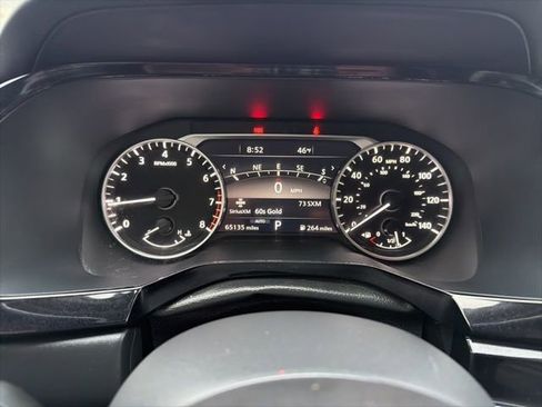 Used 2023 Nissan Pathfinder SL image 14