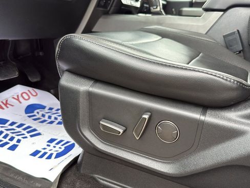 Used 2019 Ford F150 Raptor w/ Equipment Group 802A Luxury image 11