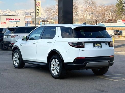Used 2022 Land Rover Discovery Sport S image 5