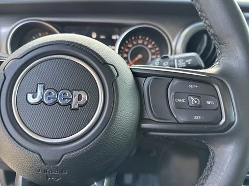 Used 2021 Jeep Wrangler Unlimited Sport image 37