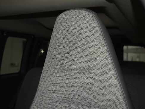 Used 2025 Chevrolet Express 3500 LS image 26