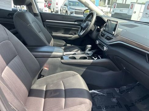 Used 2023 Nissan Altima 2.5 SV image 30