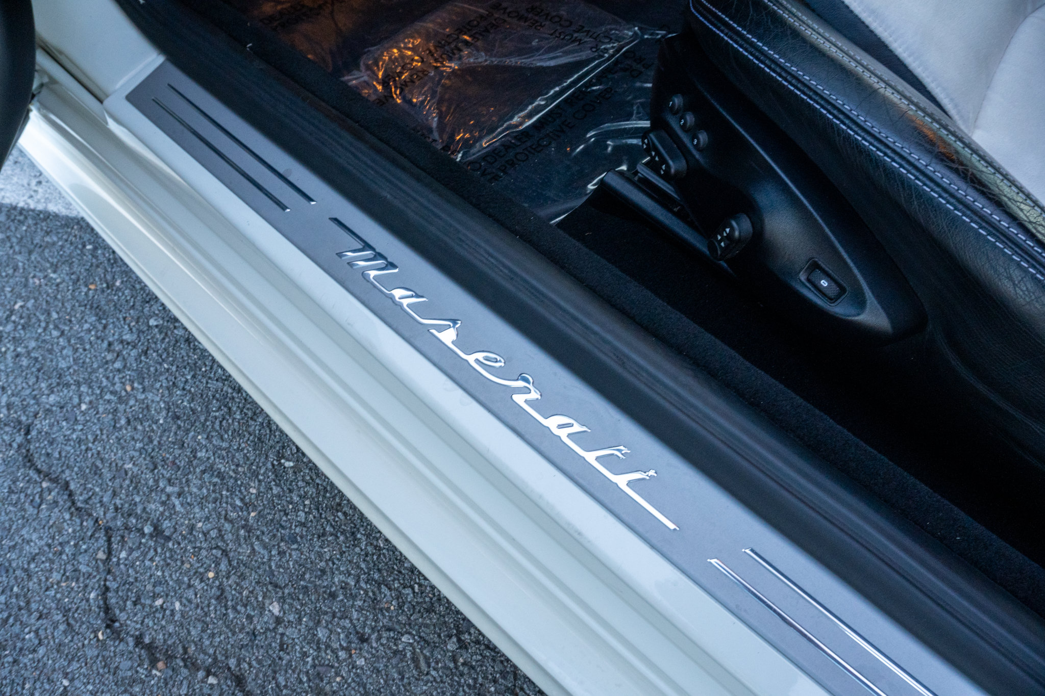 Used 2013 Maserati GranTurismo Sport RWD image 12