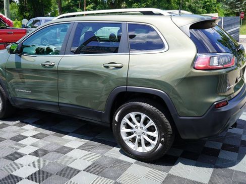 Used 2019 Jeep Cherokee Latitude w/ Popular Appearance Group AWD/4WD image 24