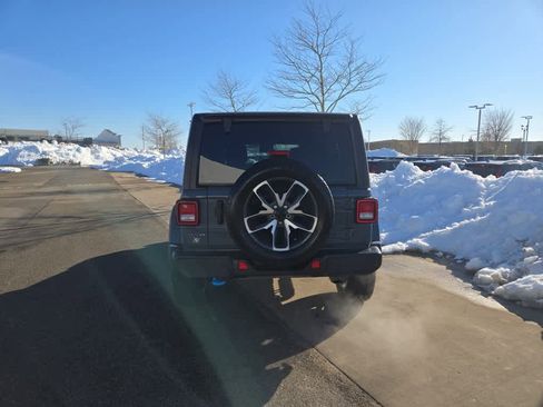 Used 2024 Jeep Wrangler Sport S w/ Convenience Group image 5