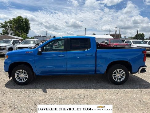 Used 2025 Chevrolet Silverado 1500 LT AWD/4WD image 2