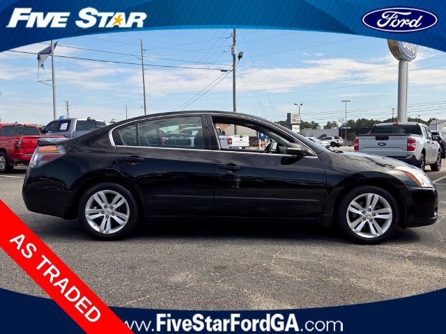 Used 2012 Nissan Altima 3.5 SR FWD image 8
