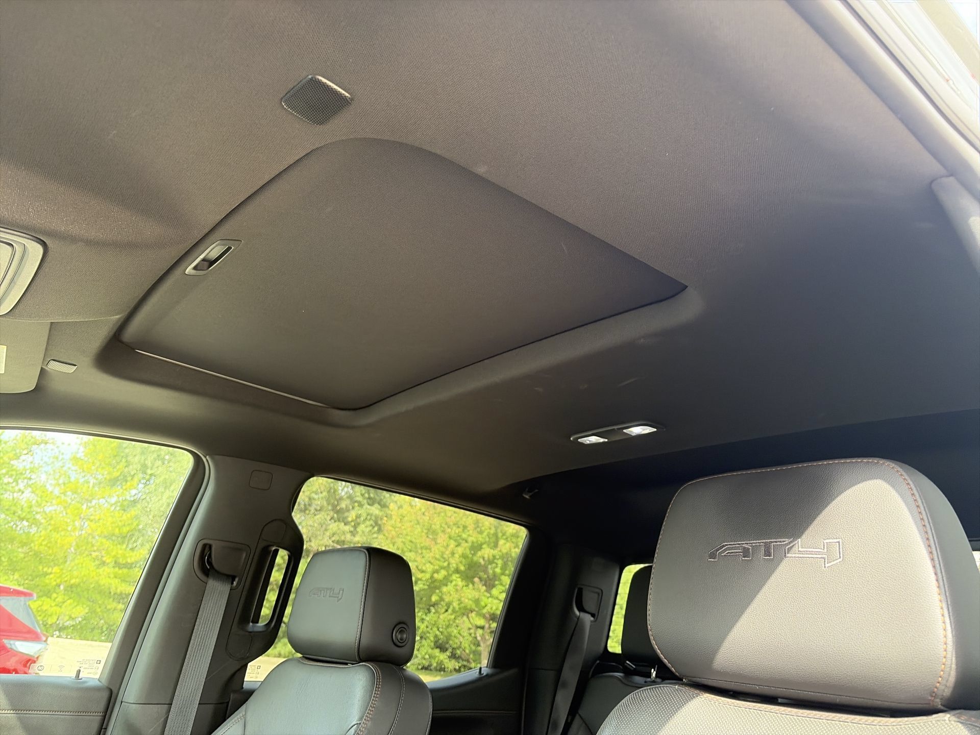 Used 2020 GMC Sierra 1500 AT4 w/ Off-Road Performance Package AWD/4WD image 20